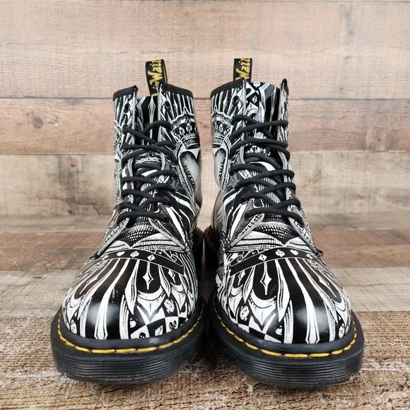 Dr Martens 1460 Egret Playing Card Men's Sz 11 Black White King of Hearts Boots - Picture 2 of 10